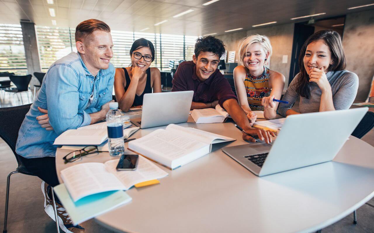 What Is the First Year in Canadian Universities Like?